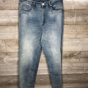 Blank NYC size 30 the Baxter ribcage straight leg jeans size 30